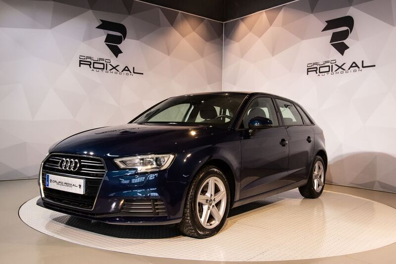 Azul Usado 2018 Audi A3 Utilitario | 21.999 € (Precio justo) - Imagen 1/4