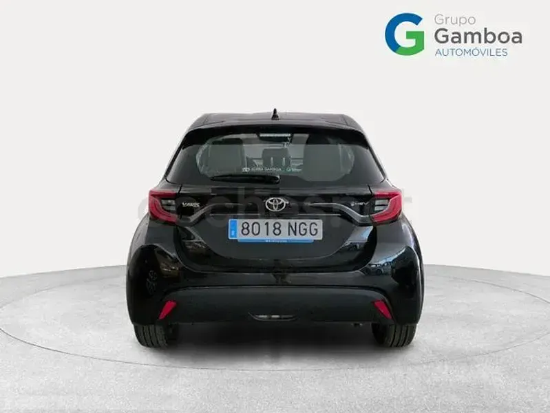 Nuevo Toyota Yaris Hybrid Active 116 CV (85 kW) 2025 Negro Berlina