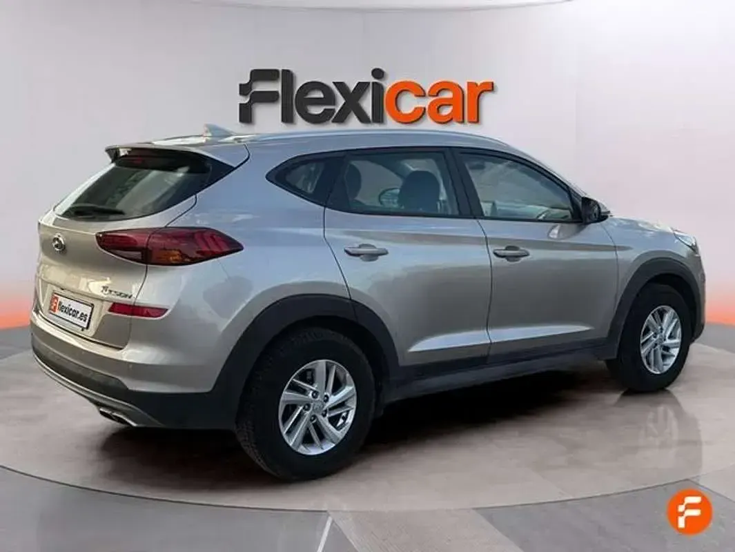 Usado Hyundai Tucson 116 CV (85 kW) 2021 Beige SUV