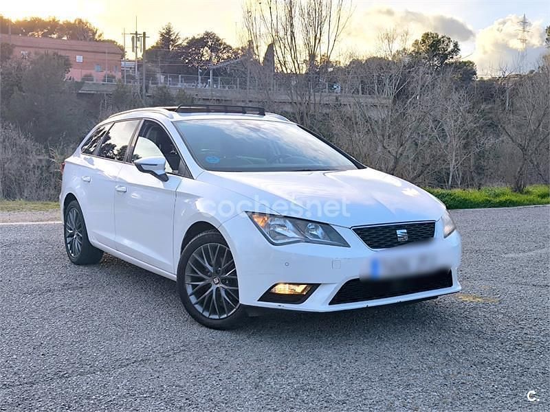 Usado Seat Leon ST CONNECT 125 CV (91 kW) 2016 Blanco Familiar