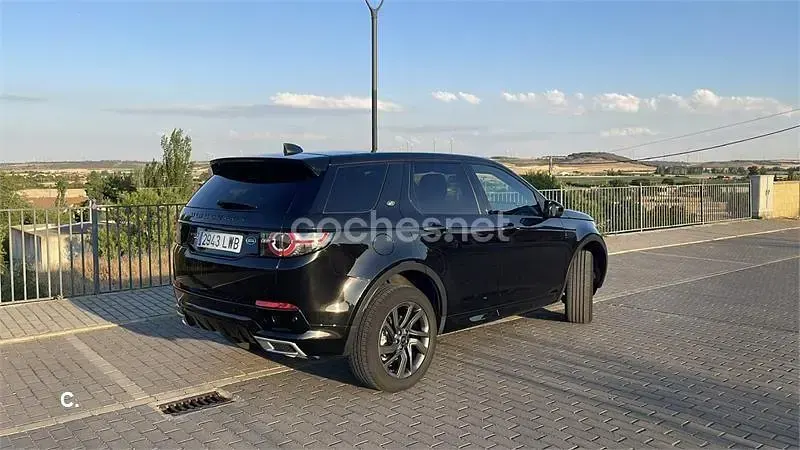 Usado Land Rover Discovery Sport R-Dynamic 249 CV (183 kW) 2019 Negro SUV