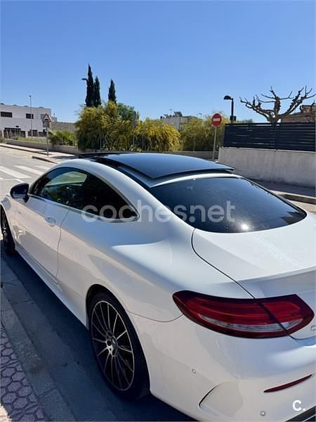 Usado Mercedes C220 170 CV (125 kW) 2017 Blanco Coupe