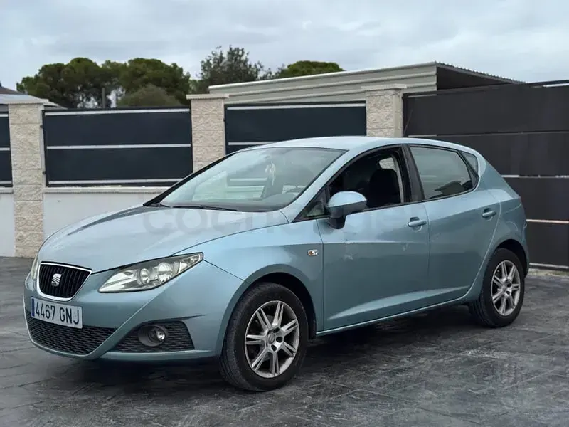 Usado Seat Ibiza Reference 100 CV (73 kW) 2009 Azul Utilitario