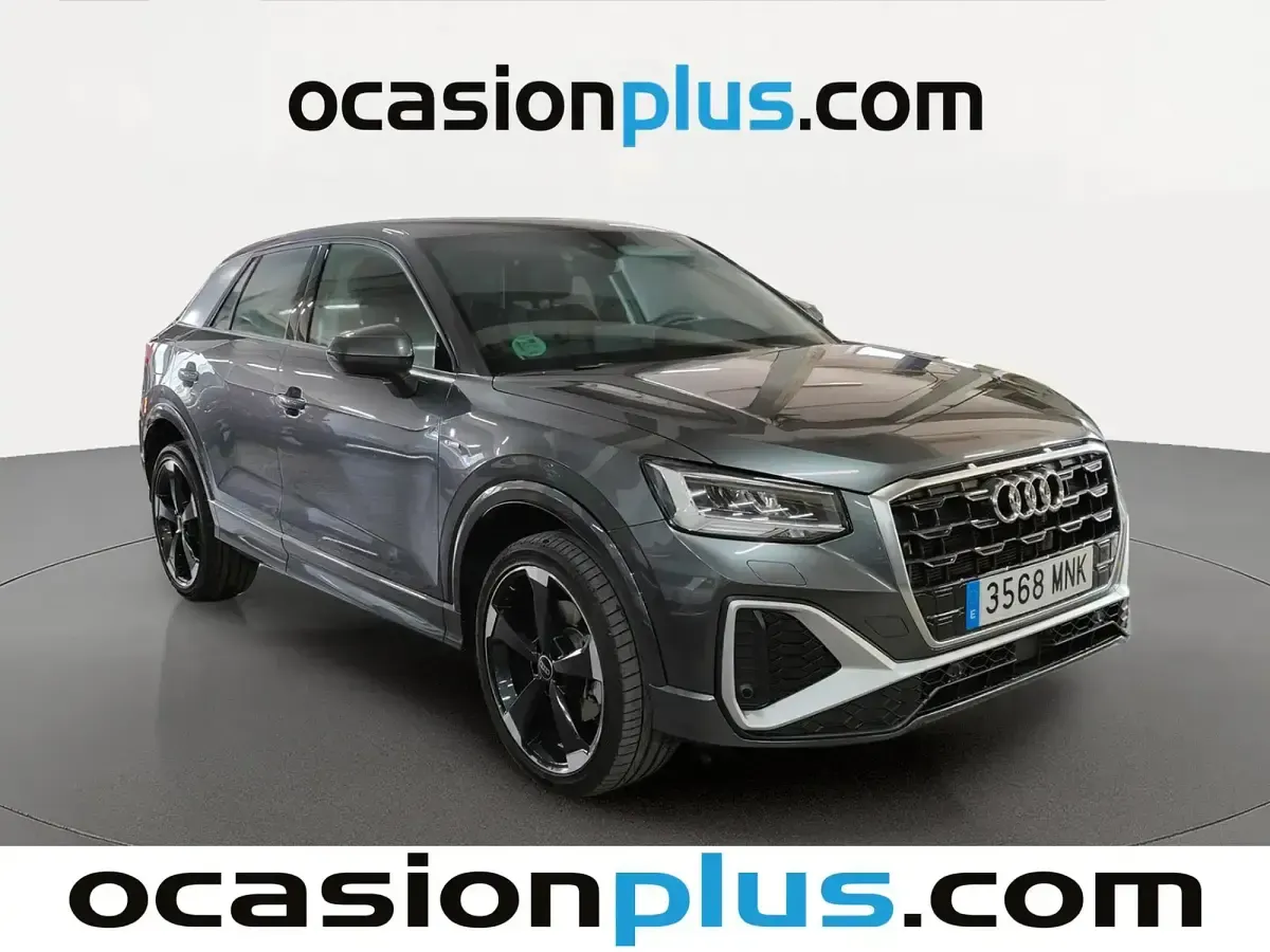 Usado Audi Q2 S-Line 150 CV (110 kW) 2024 Gris SUV