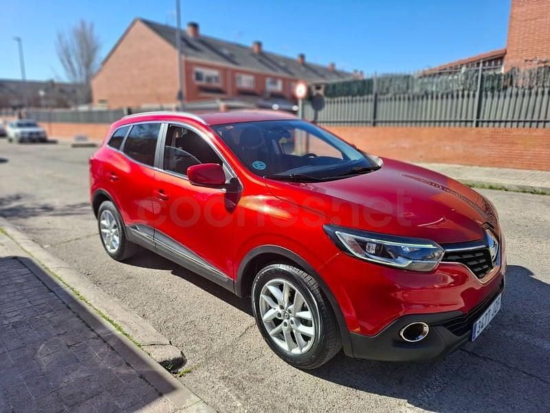Usado Renault Kadjar Intens 130 CV (95 kW) 2017 Rojo SUV