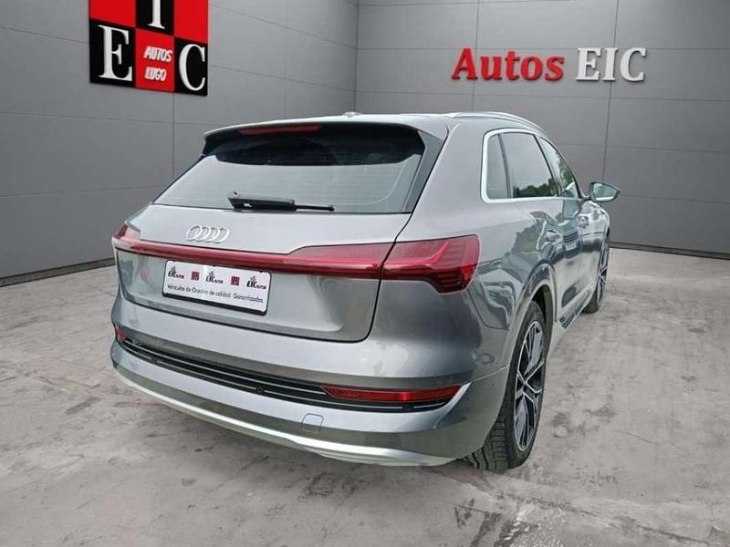 Usado Audi e-tron Advanced 230 kW (313 CV) 2020 Gris SUV