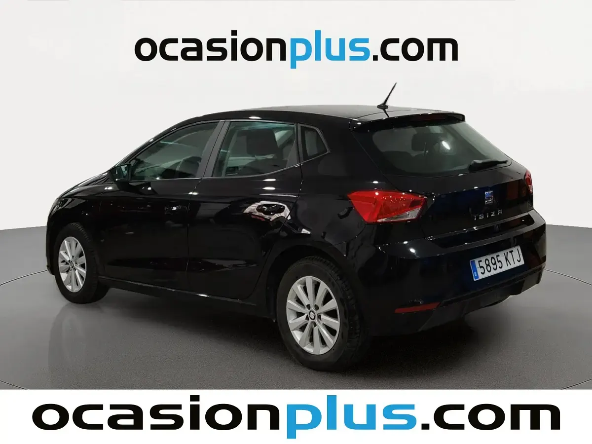 Usado Seat Ibiza Style Plus 80 CV (58 kW) 2019 Negro Utilitario