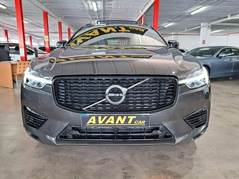 Usado Volvo XC60 R-Design 350 CV (257 kW) 2021 Gris / plata SUV