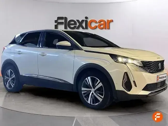 Usado Peugeot 3008 Allure 130 CV (95 kW) 2021 Blanco SUV