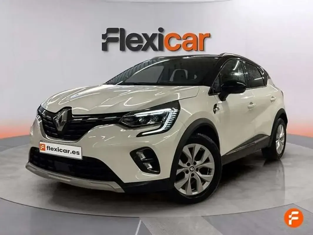 Usado Renault Captur Zen 91 CV (66 kW) 2022 Blanco SUV