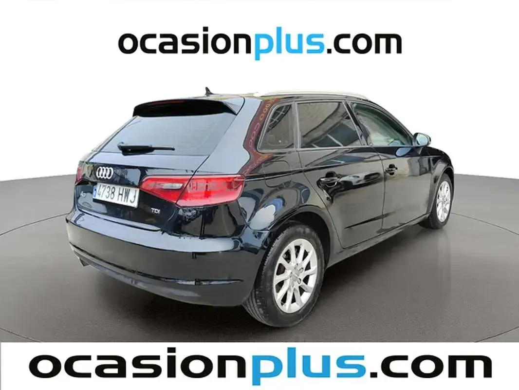 Usado Audi A3 Sportback Attraction 105 CV (77 kW) 2014 Negro Utilitario