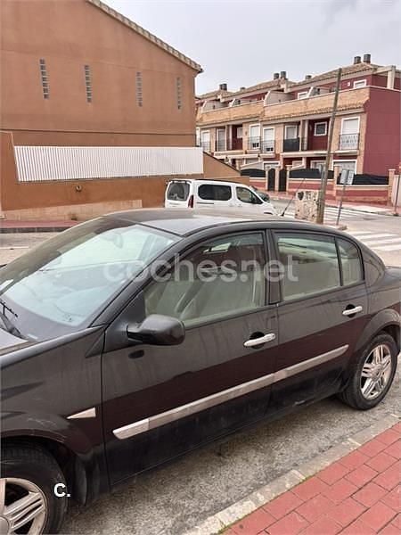 Usado Renault Mégane II Privilege 115 CV (84 kW) 2005 Negro Berlina