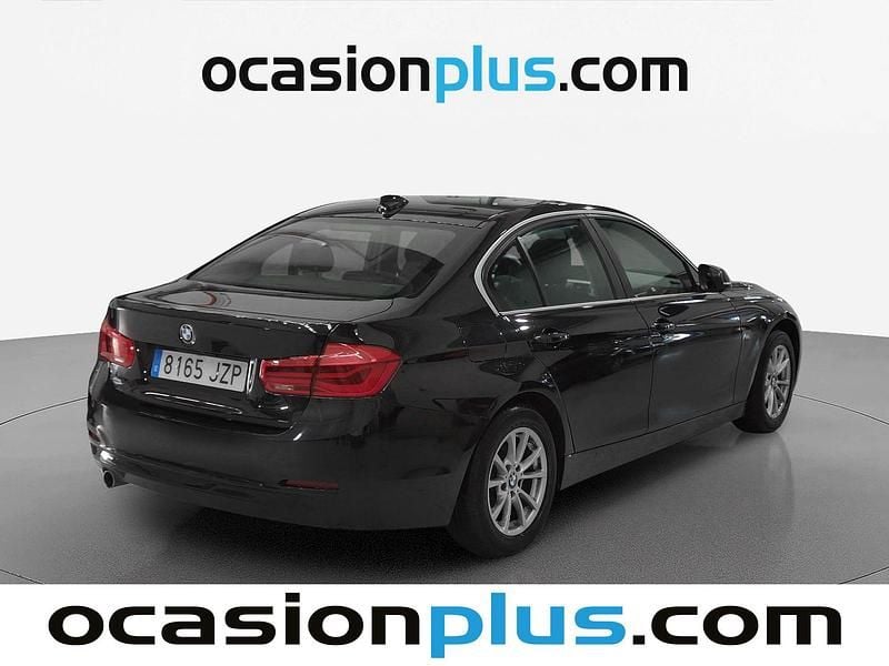 Usado BMW 318 150 HP (110 kW) 2017 Preto Sedan