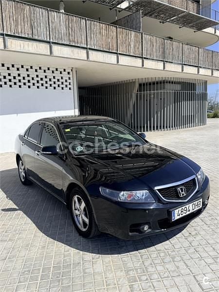 Usado Honda Accord Sport 140 CV (102 kW) 2005 Negro Berlina