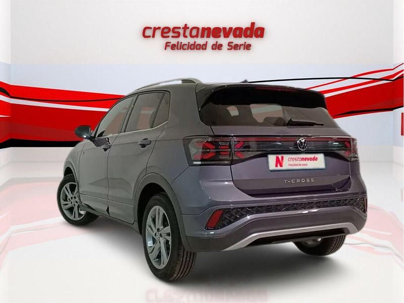 Usado VW T-Cross Life 116 CV (85 kW) 2024 Gris SUV