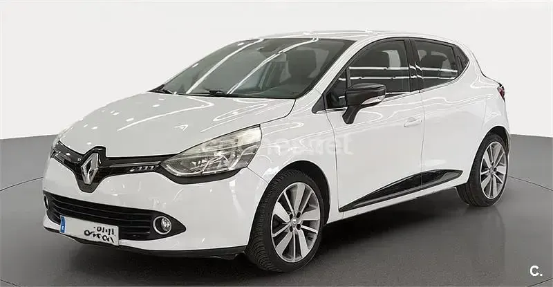 Usado Renault Clio IV 90 CV (66 kW) 2014 Blanco Berlina