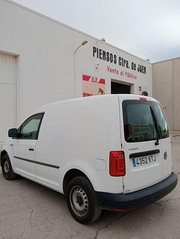 Usado VW Caddy Edition 131 CV (96 kW) 2019 Blanco Monovolumen