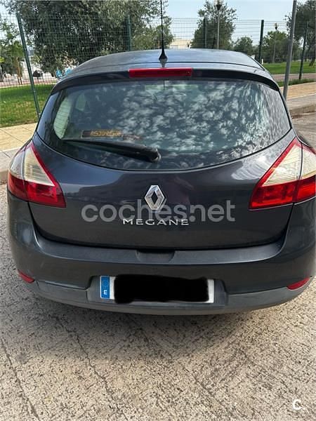 Usado Renault Mégane II Expression 110 CV (80 kW) 2008 Gris / plata Berlina