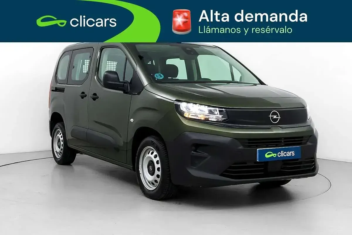 Usado Opel Combo Edition 102 CV (75 kW) 2025 Verde Monovolumen