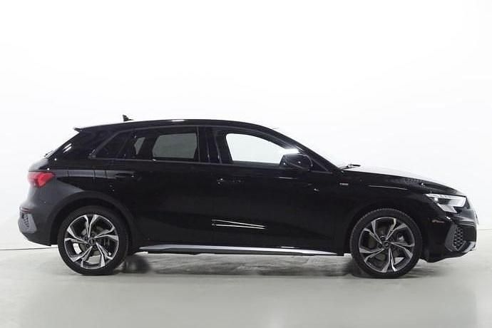 Usado Audi A3 e-tron S-Line 204 CV (150 kW) 2024 Utilitario