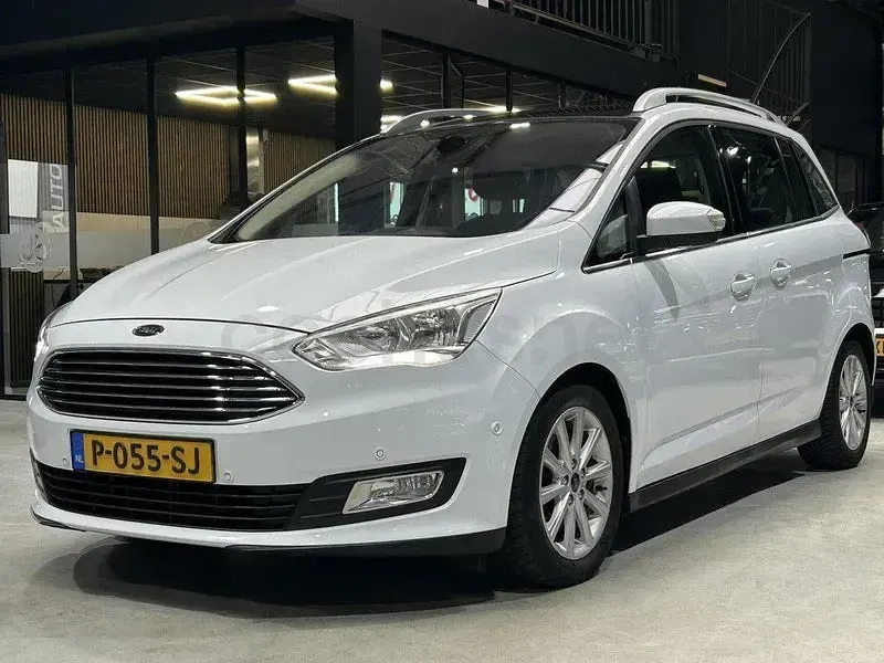 Usado Ford Grand C-Max Titanium 125 CV (91 kW) 2017 Blanco Monovolumen