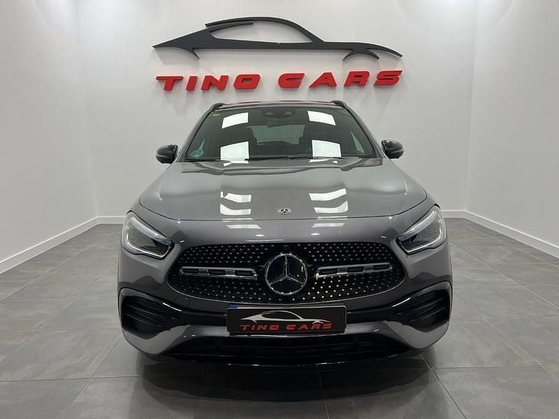 Usado Mercedes GLA200 163 CV (119 kW) 2020 Gris / plata SUV