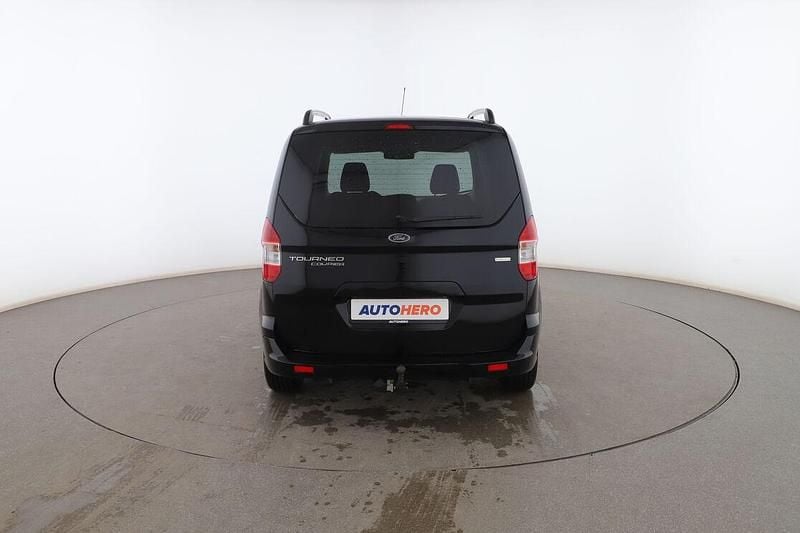 Usado Ford Tourneo Courier Titanium 100 CV (73 kW) 2016 Negro Monovolumen