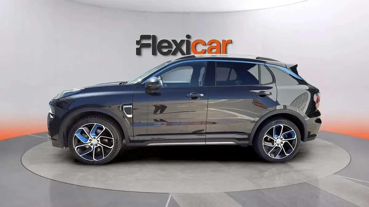 Usado Lynk & Co 01 261 CV (191 kW) 2023 Negro SUV