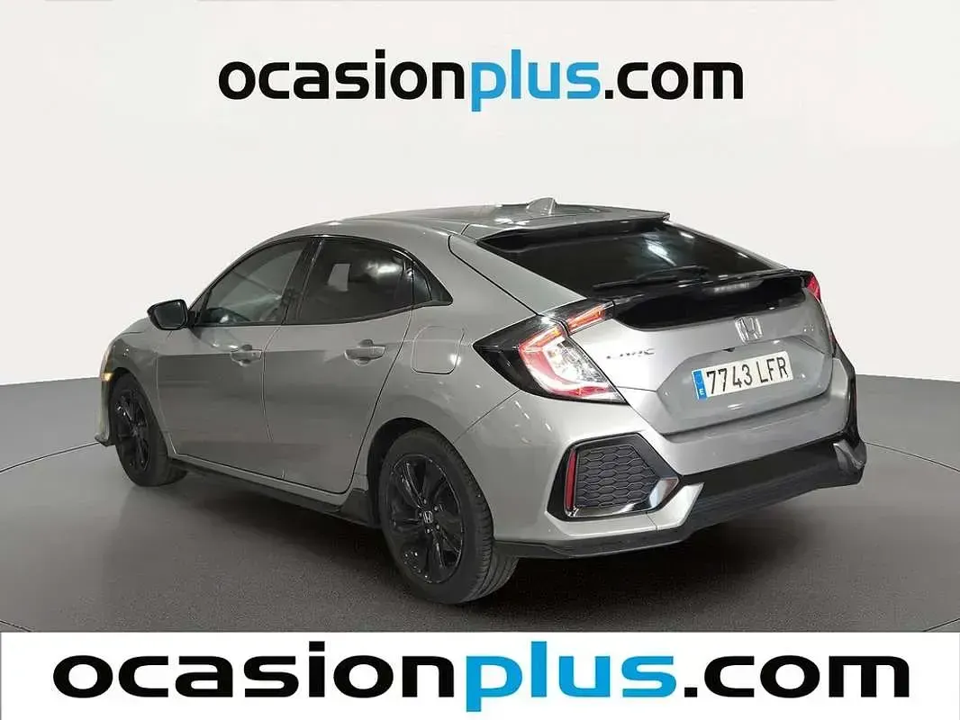 Usado Honda Civic Dynamic 126 CV (92 kW) 2020 Gris Utilitario