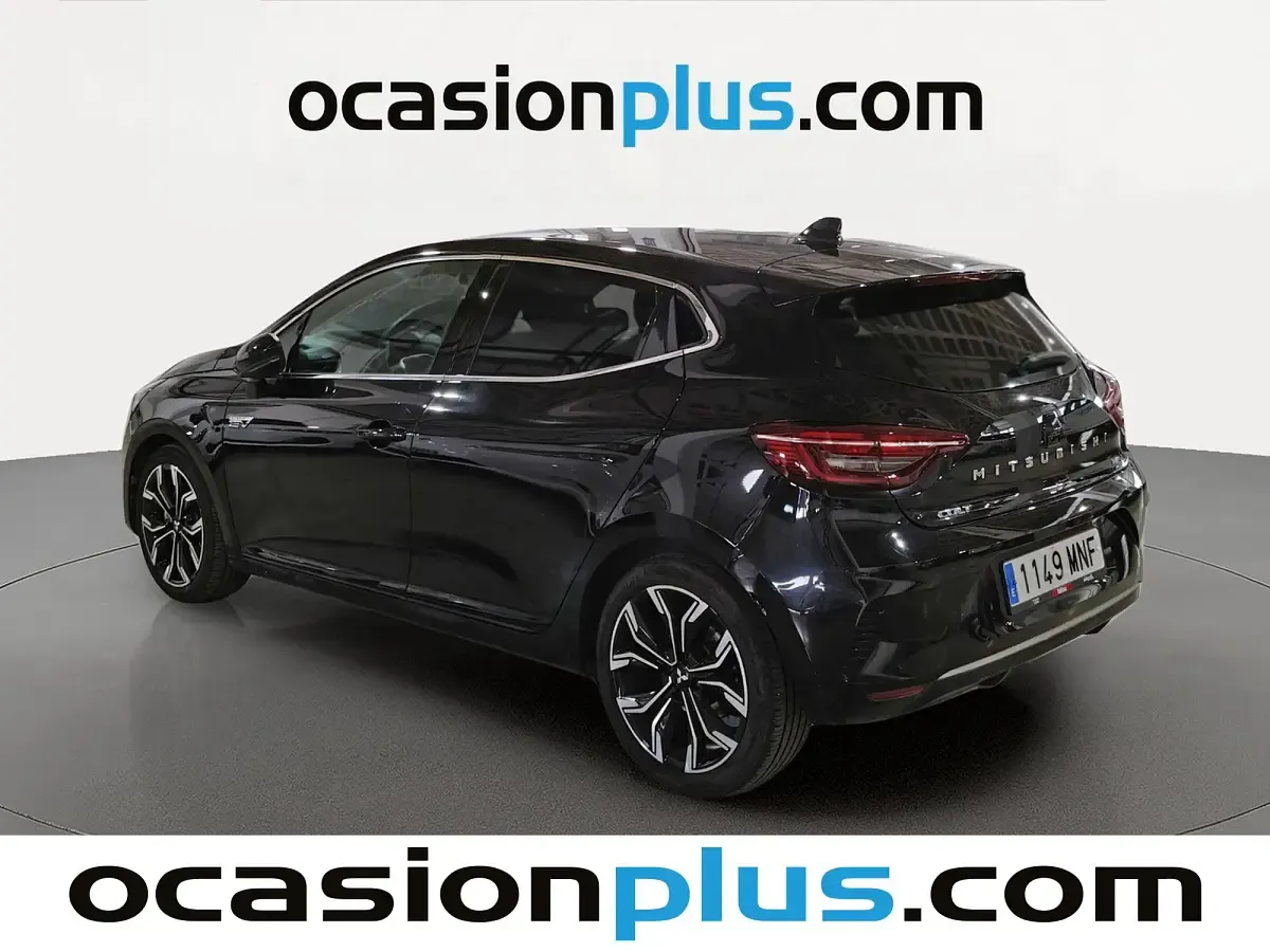 Usado Mitsubishi Colt 143 CV (105 kW) 2024 Negro Utilitario