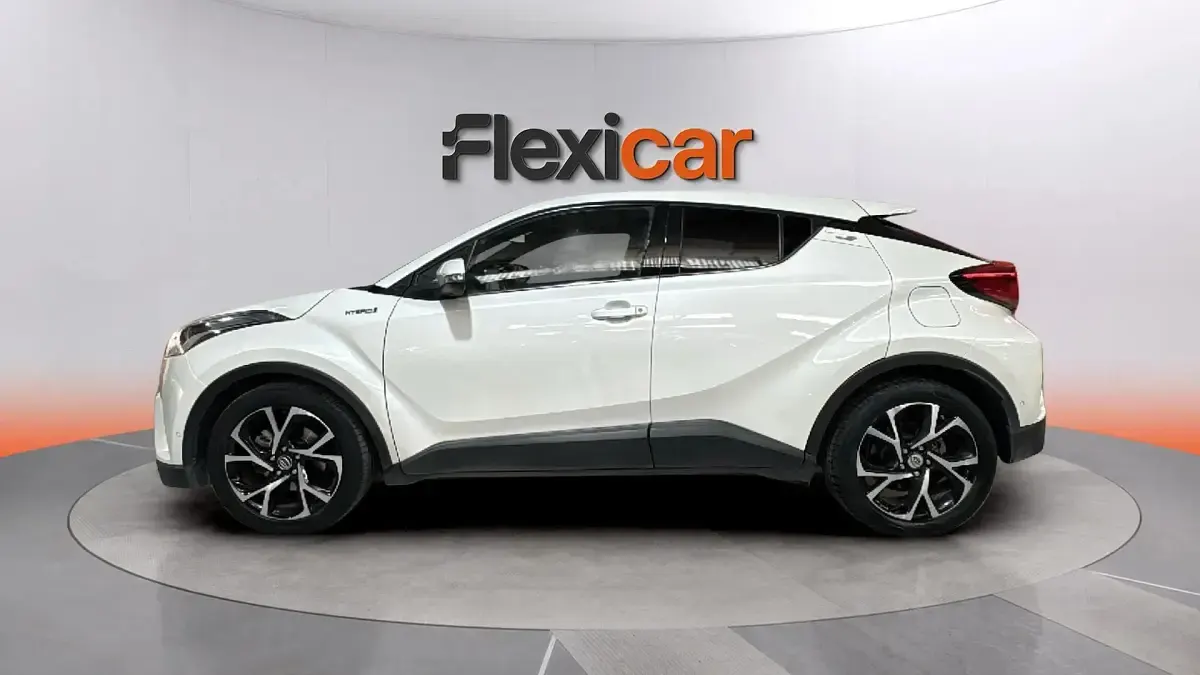 Usado Toyota C-HR Active 122 CV (89 kW) 2019 Blanco SUV