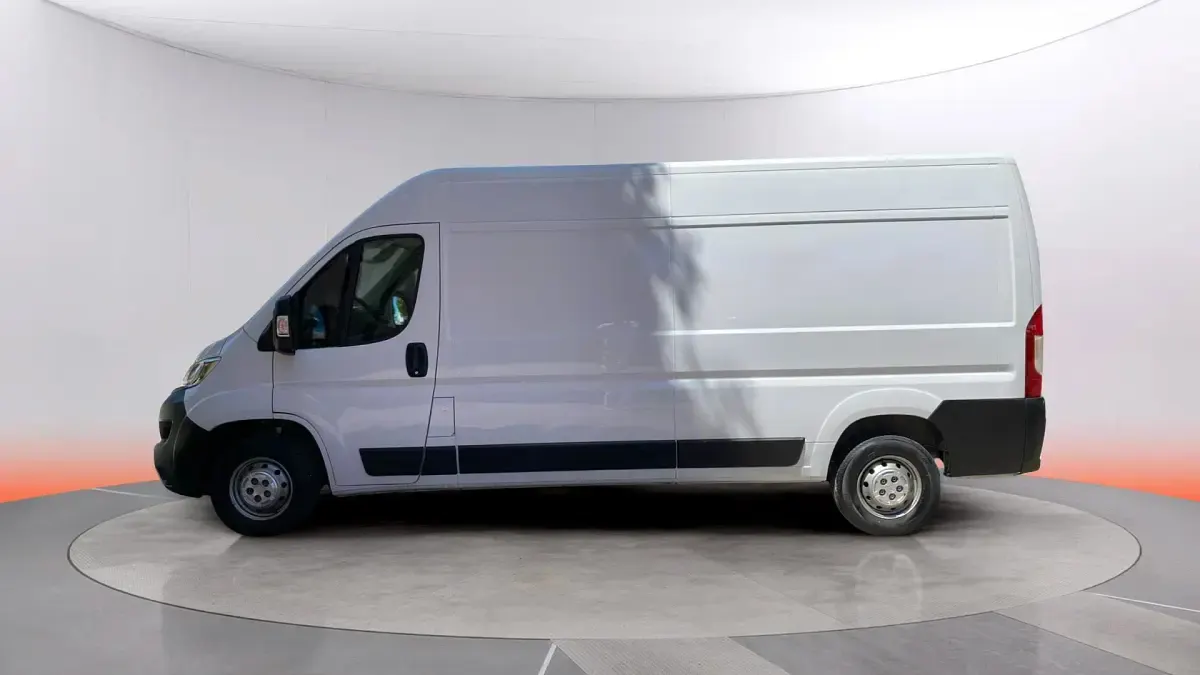 Usado Opel Movano 140 CV (102 kW) 2023 Blanco Van