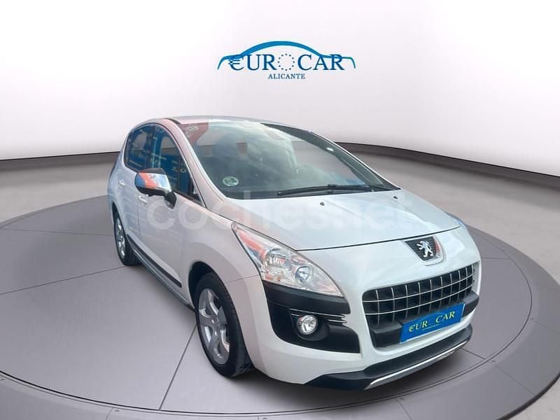 Usado Peugeot 3008 Active 115 CV (84 kW) 2012 Blanco Berlina