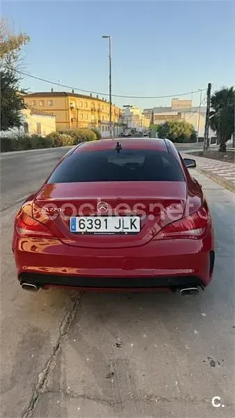 Usado Mercedes CLA220 AMG line 177 CV (130 kW) 2016 Rojo Coupe