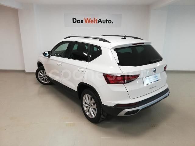 Usado Seat Ateca Style 150 CV (110 kW) 2022 Blanco SUV