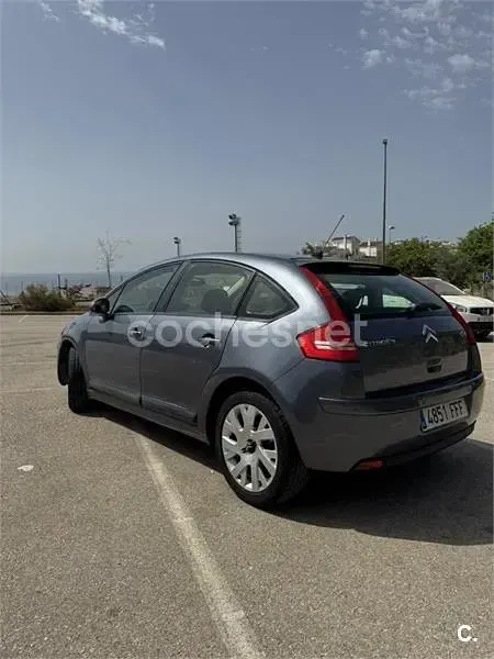 Usado Citroën C4 VTR Sport 110 CV (80 kW) 2006 Gris / plata Berlina