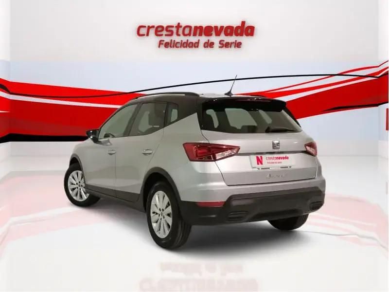Usado Seat Arona Style 110 CV (80 kW) 2024 SUV