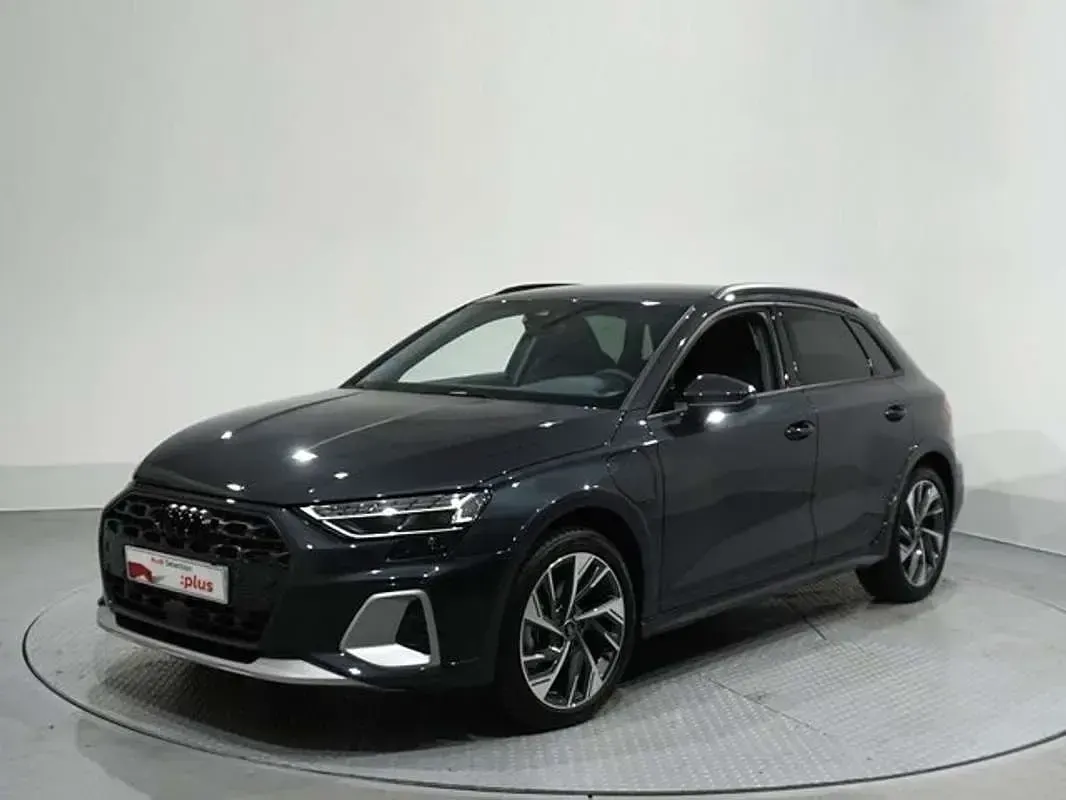 Nuevo Audi A3 Advanced 205 CV (150 kW) 2025 Gris SUV