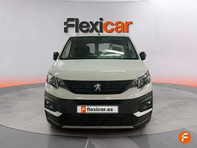 Usado Peugeot Rifter GT 130 CV (95 kW) 2023 Blanco Monovolumen