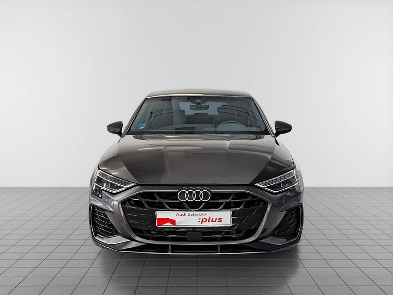 Usado Audi A3 Sportback e-tron S-Line 204 CV (150 kW) 2025 Gris Utilitario