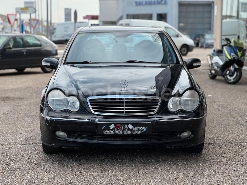 Usado Mercedes C270 Avantgarde 170 CV (125 kW) 2001 Negro Berlina