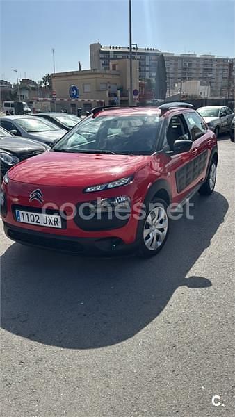 Usado Citroën C4 Shine Edition 110 CV (80 kW) 2017 Rojo Berlina