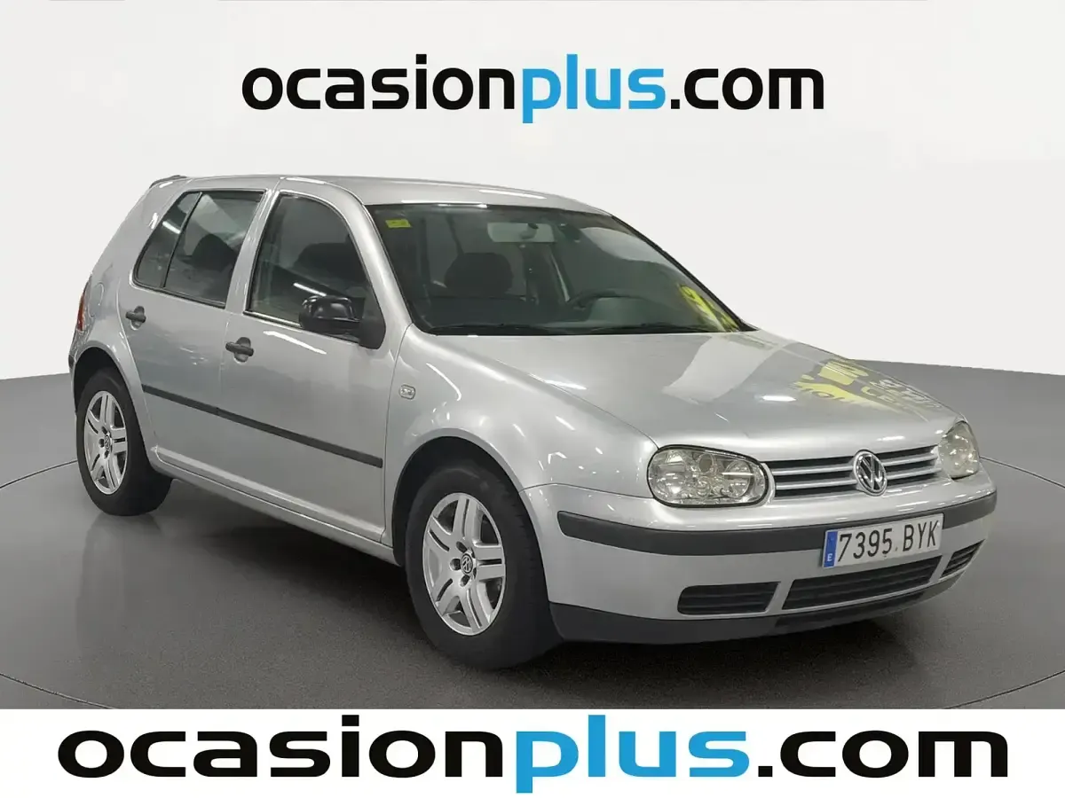Usado VW Golf IV Conceptline 105 CV (77 kW) 2002 Gris
