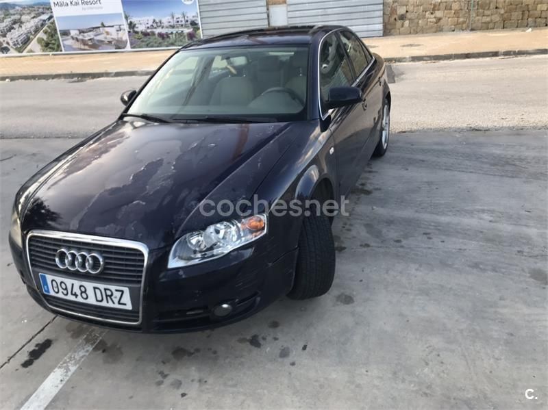Usado Audi A4 140 CV (102 kW) 2005 Azul Berlina