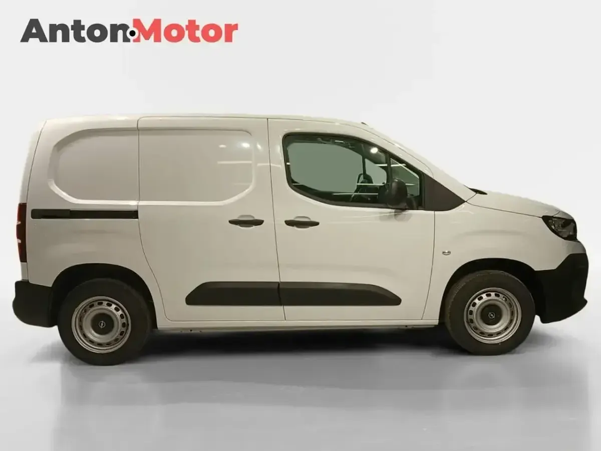 Nuevo Opel Combo S 100 CV (73 kW) 2025 Blanco Monovolumen