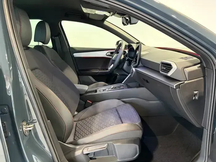 Nuevo Seat Leon FR 204 CV (150 kW) 2026 Azul