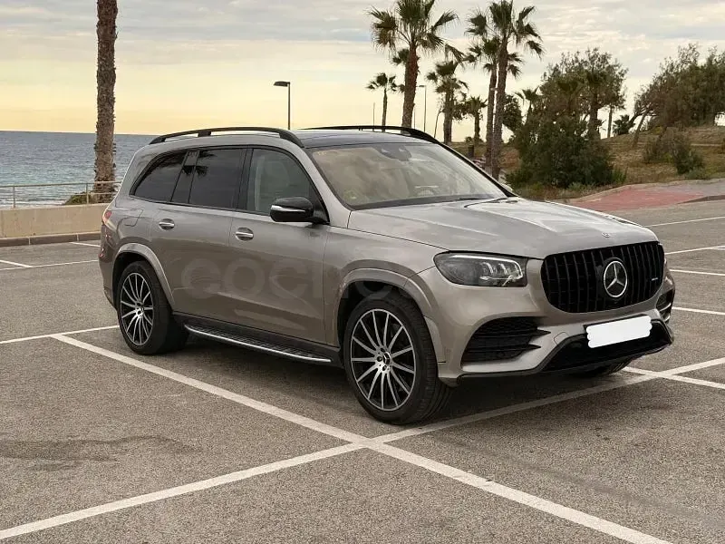 Usado Mercedes GLS400 330 CV (242 kW) 2020 Gris / plata SUV