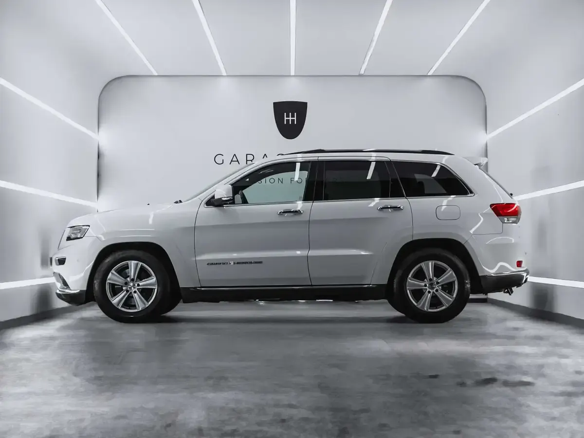 Usado Jeep Grand Cherokee Summit 250 CV (183 kW) 2015 Blanco SUV