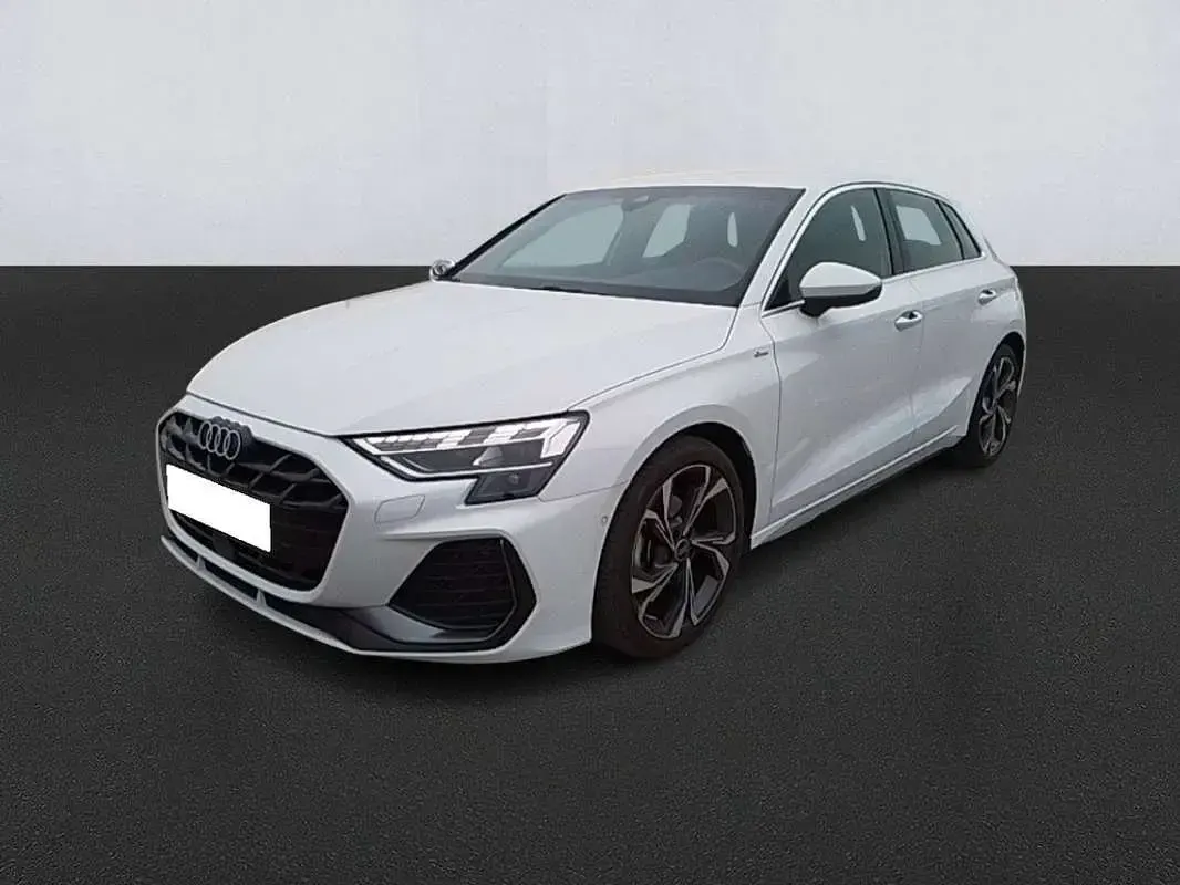 Usado Audi A3 Sportback S-Line 150 CV (110 kW) 2025 Blanco Utilitario