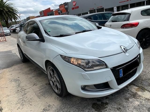 Usado Renault Mégane Coupé GT 160 CV (117 kW) 2011 Coupe